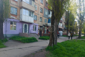 ул. Костенко (г. Кривой Рог, Дзержинский район) - Здається торгівельний майданчик, 9000 грн. - АФНУ